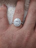 Bague neuve en or 18k et diamant lab, Bijoux, Sacs & Beauté