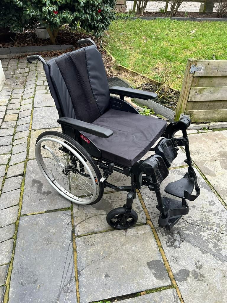 Fauteuil roulant, Diversen, Rolstoelen, Zo goed als nieuw, Duwrolstoel, Inklapbaar, Ophalen
