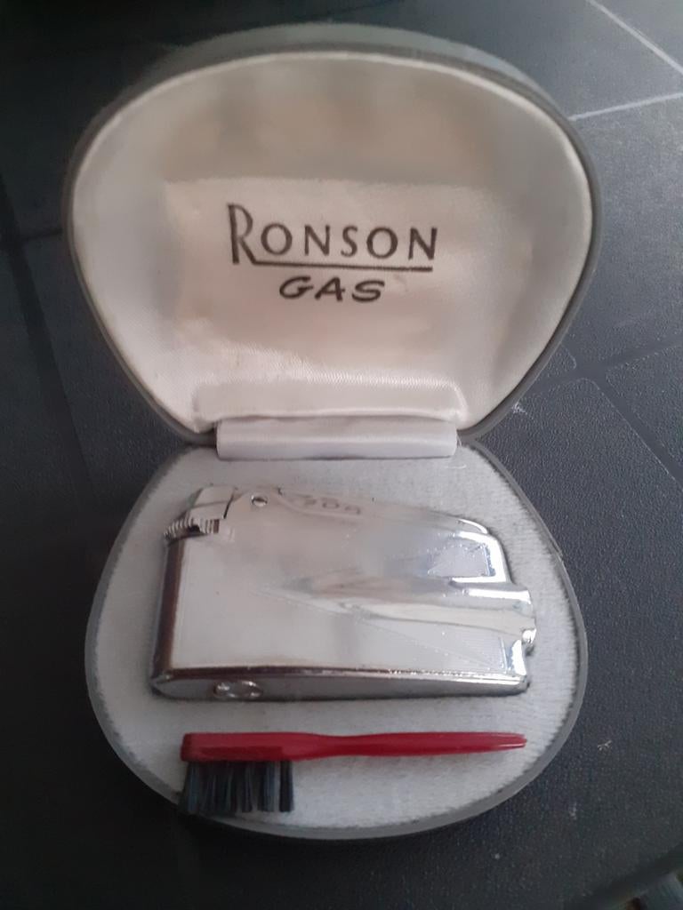 Ronson aansteker, Ophalen, Gebruiksvoorwerp