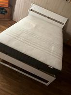 Lit et matelas, 140 cm, Enlèvement, Utilisé, 200 cm