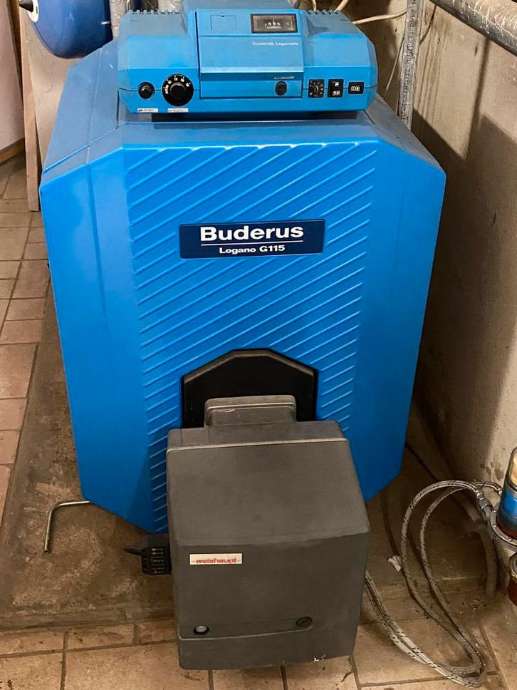 Chaudière Buderus + Brûleur Weishaupt + 2 Cuves mazout 1000L, Bricolage & Construction, Chauffage & Radiateurs, Utilisé, Chaudière CC ou Chaudière combinée