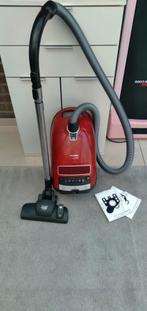 Miele C3 stofzuiger, wie nieuw, Elektronische apparatuur, Ophalen of Verzenden, Stofzuiger