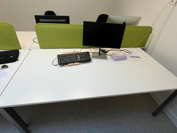 Robberechts kantoormeubelen - 4 bureaus + extra, Huis en Inrichting, Bureaus, Gebruikt, Ophalen