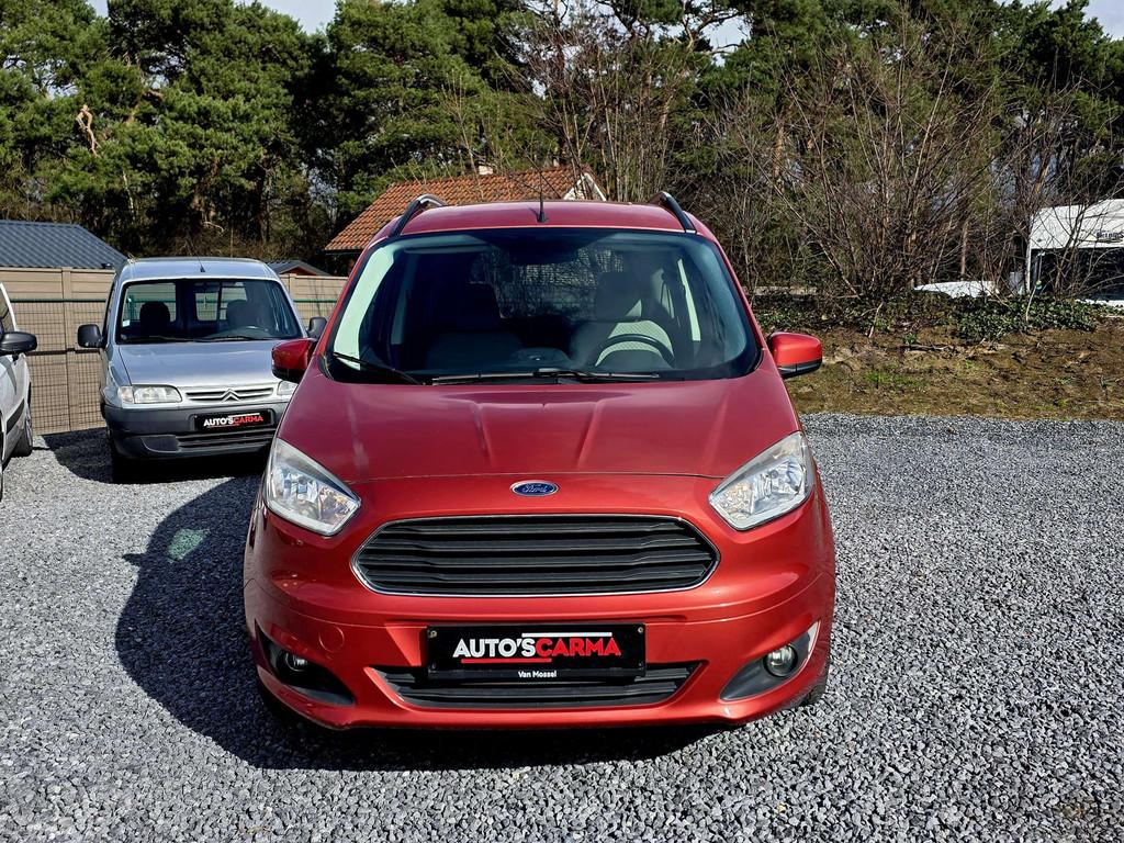 Ford Tourneo Courier 1.5 TDCi Titanium 5 ZIts Airco ElektrR, Stof, Zwart, 4 cilinders, https://public.car-pass.be/vhr/8f1e2521-ca35-4ab7-975b-4758e5cb8db1