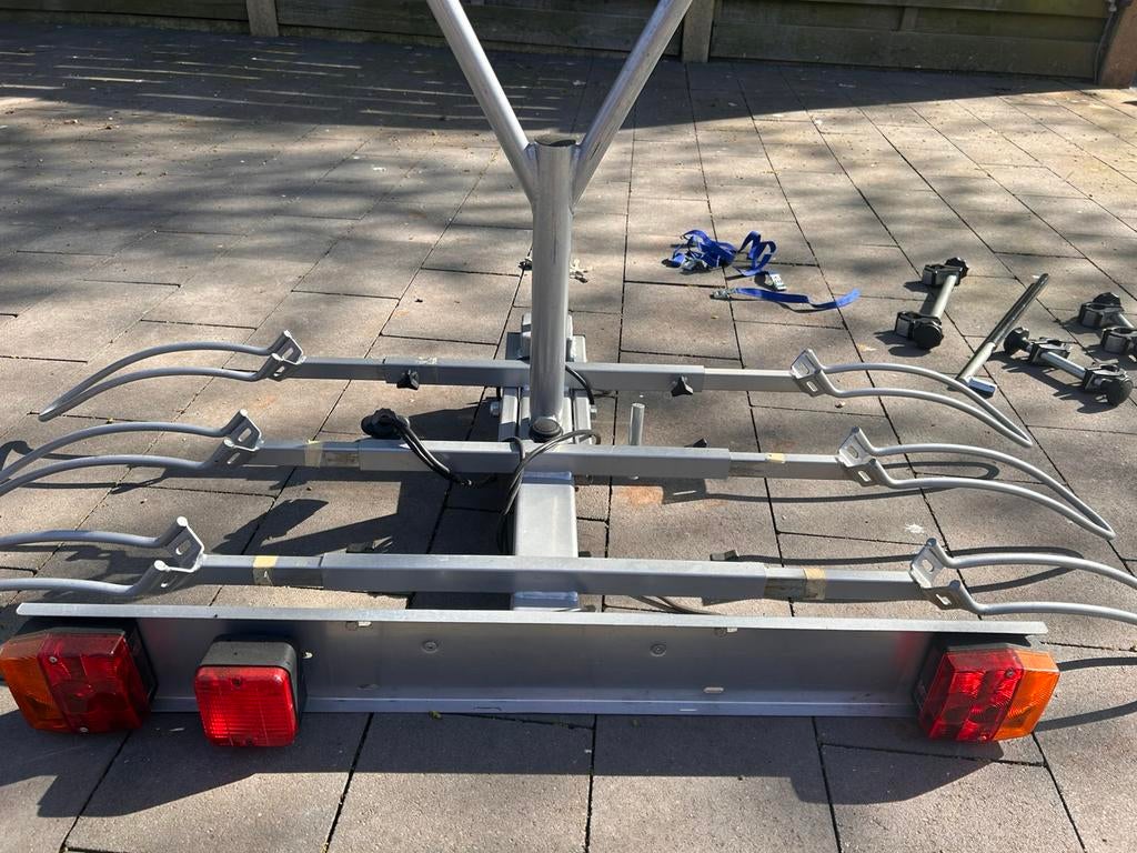 Fietsendrager, Ophalen, Zo goed als nieuw