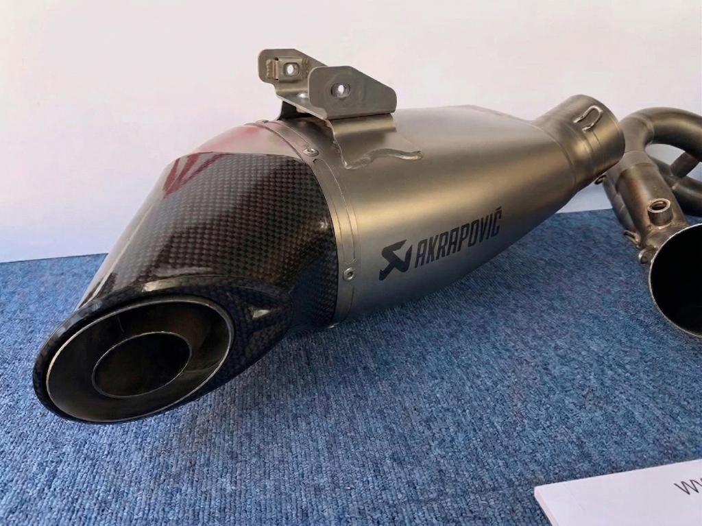 Akrapovic uitlaat Kawasaki Ninja 650, Motoren, Onderdelen | Kawasaki, Nieuw, Ophalen of Verzenden