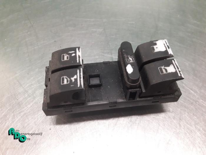 Commutateur vitre électrique d'un Volkswagen Jetta (Jetta 0, Autos : Pièces & Accessoires, Tableau de bord & Interrupteurs, Volkswagen