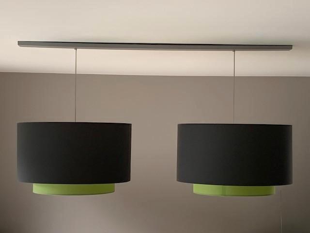 2 grote, dubbele lampenkappen aan armatuur, Huis en Inrichting, Lampen | Plafondlampen, Ophalen