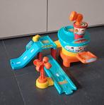 V Tech Toet toet auto's - Helikopter landingsplaats, Ophalen