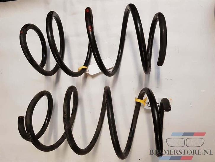 Spiraalveer voorzijde BMW 5-serie E39 540i 31331093860 10938, Auto-onderdelen, Ophanging en Onderstel, BMW, Gebruikt, Ophalen of Verzenden