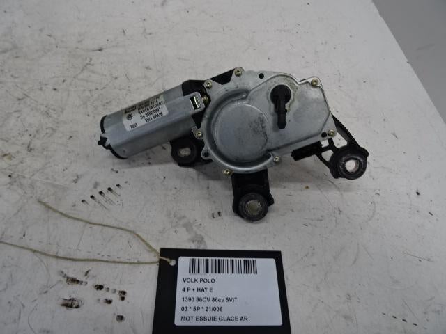 MOTEUR ESSUIE-GLACE ARRIÈRE Volkswagen Polo IV (9N1 / 2/3), Utilisé, Volkswagen