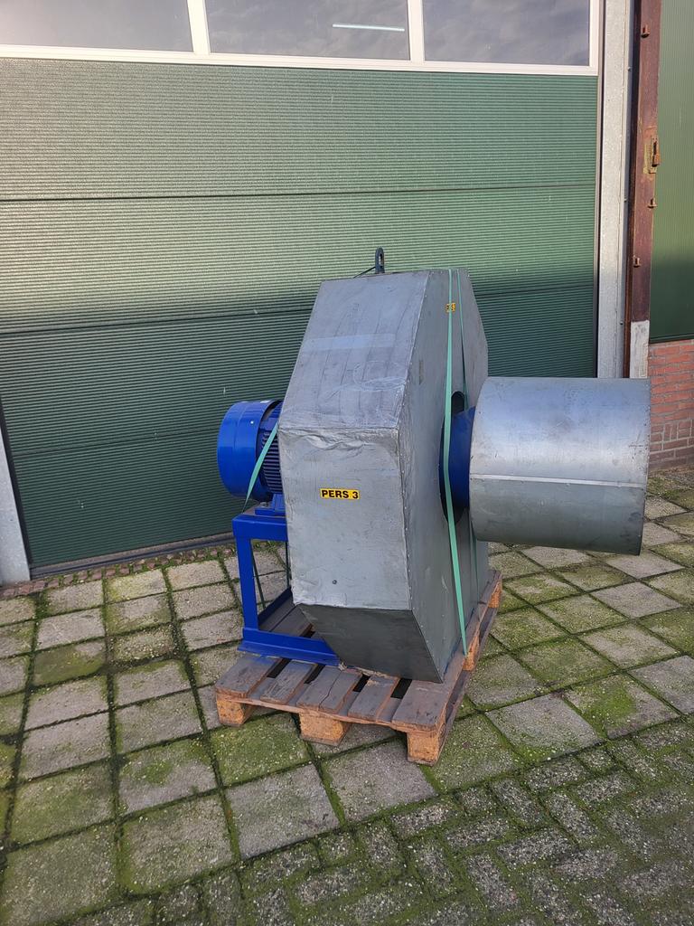 Système d'extraction/extraction avec moteur Siemens, Bricolage & Construction, Protection respiratoire, Enlèvement, Comme neuf