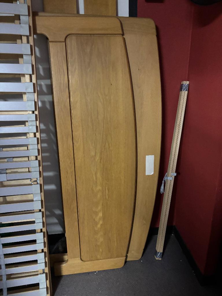 Cadre de lit bois massif, Maison & Meubles, Brun, Enlèvement, Utilisé, 200 cm