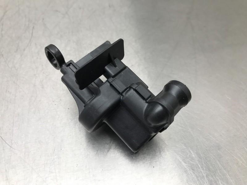 VEROUILLAGE CENTRALISEE MOTEUR Toyota Aygo (B40) (|330817|), Utilisé, Toyota