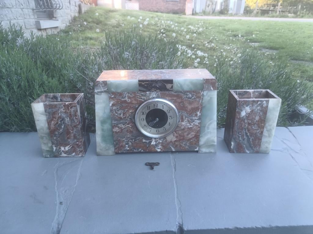 Prachtige 3 delige marmeren Art deco klok / met sleutel, Antiek en Kunst, Ophalen