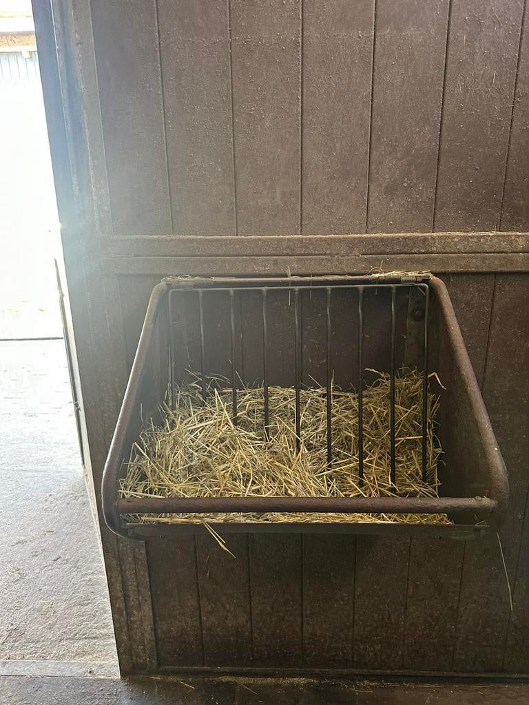 Hooi Wandruif voor in de stal 4 stuks. Slowfeeder