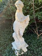 Betonnen beeld, Enlèvement, Comme neuf