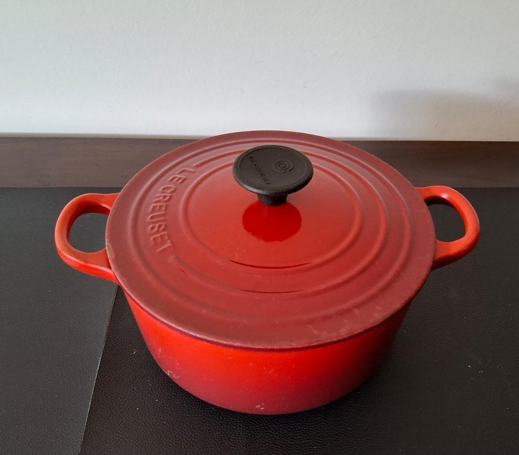Marmite en fonte Le Creuset taille 18, Maison & Meubles, Enlèvement ou Envoi, Utilisé, Fonte