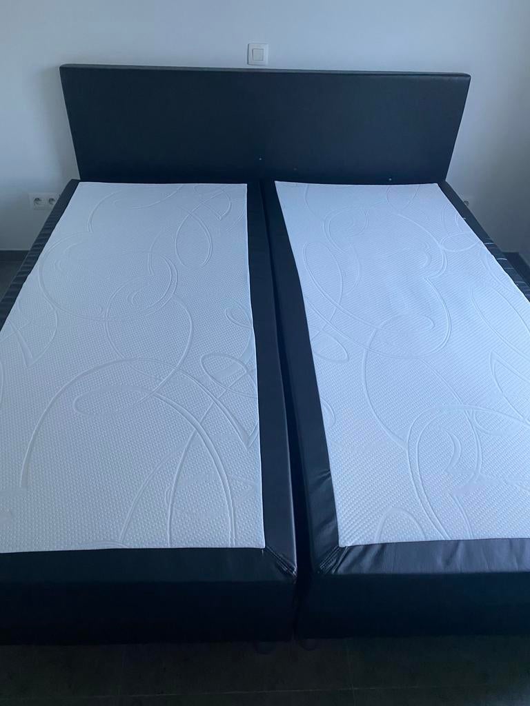 Zwarte boxspring te koop, Ophalen, Zwart, Tweepersoons, Zo goed als nieuw