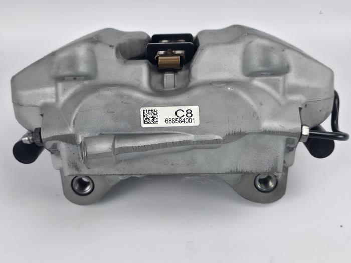 Etrier de frein (pince) avant droit d'un BMW 3-Serie, -, 3 mois de garantie, Utilisé, -