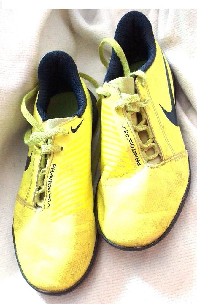 Lot 2 Chausseur de sport  pointeur 32, Vêtements | Hommes, Chaussures, Envoi, PUMA