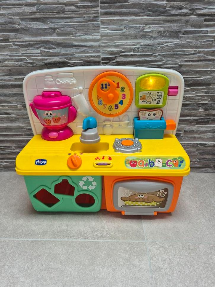 Chicco speelkeukentje, Kinderen en Baby's, Speelgoed | Vtech, Gebruikt, 6 maanden tot 2 jaar, Ophalen of Verzenden