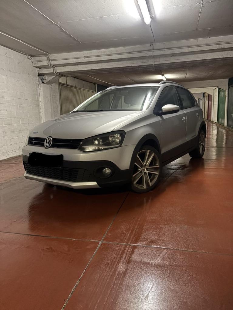 Magnifique Vw polo cross 1.2 essence, Auto's, Volkswagen, Particulier, Polo, ABS, Benzine, Euro 5, 5 deurs, Handgeschakeld, Zilver of Grijs
