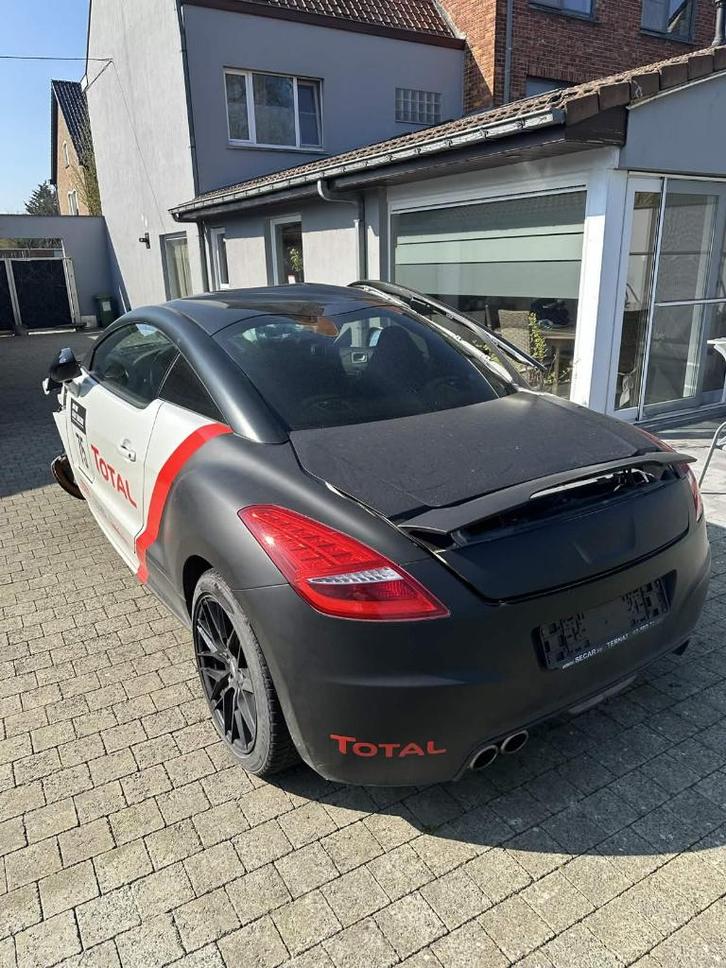 Gecrasht peugeot rcz te koop volledig of onderdelen, Auto's, Peugeot, Particulier, RCZ, Benzine, Coupé, 3 deurs, Handgeschakeld
