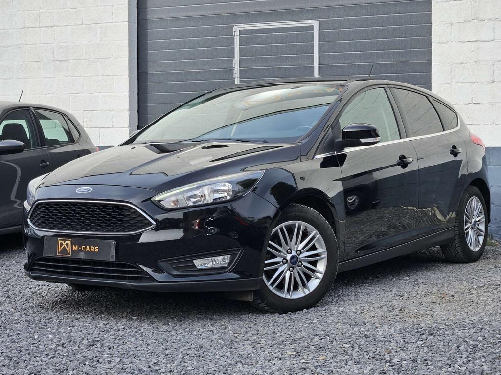 Ford Focus AUTOMATIQUE * CARNET COMPLET * (bj 2018), Auto's, Stof, Gebruikt, https://public.car-pass.be/vhr/a2d165ce-a2ad-4169-89de-c2e739eadb3b