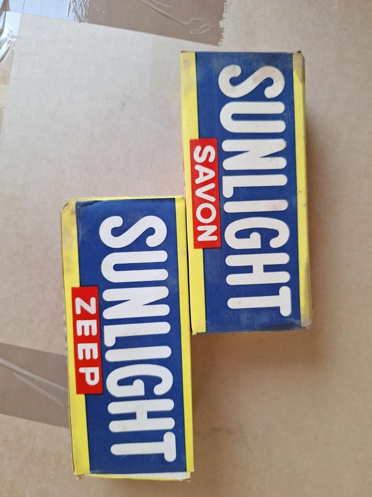 Savon Sunlight 2 pièces, TV, Hi-fi & Vidéo, Bobines de film, Enlèvement