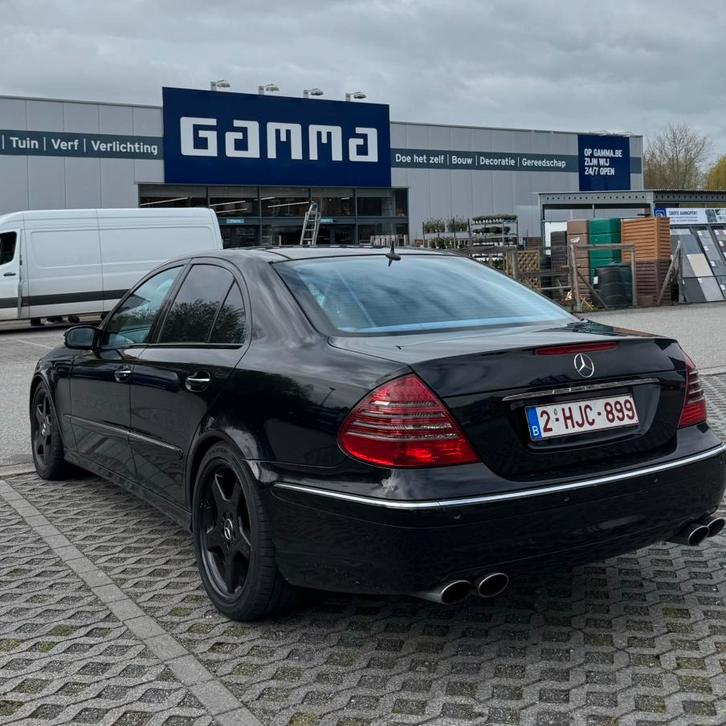 Mercedes E500 V8 • AMG PAKKET • FULL OPTION • WEINIG KM’S •, Autos, Mercedes-Benz, Particulier, Classe E, ABS, Essence, Euro 4