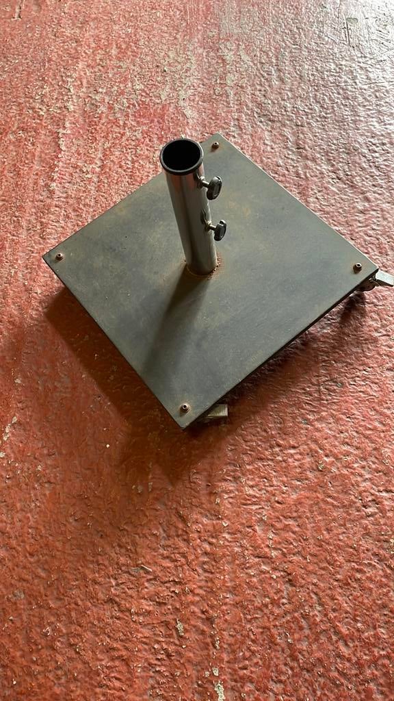 Stevige Parasolvoet, Tuin en Terras, Ophalen, Zo goed als nieuw, Parasolvoet