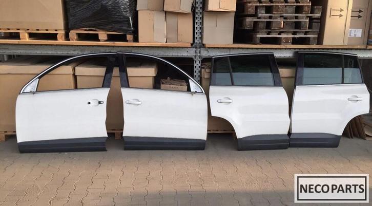 VW TIGUAN 5N0 LB9A PORTIER DEUR DEUREN DEUREN OP AANVRAAG!!, Auto-onderdelen, Carrosserie, Achterklep, Volkswagen, Achter, Gebruikt