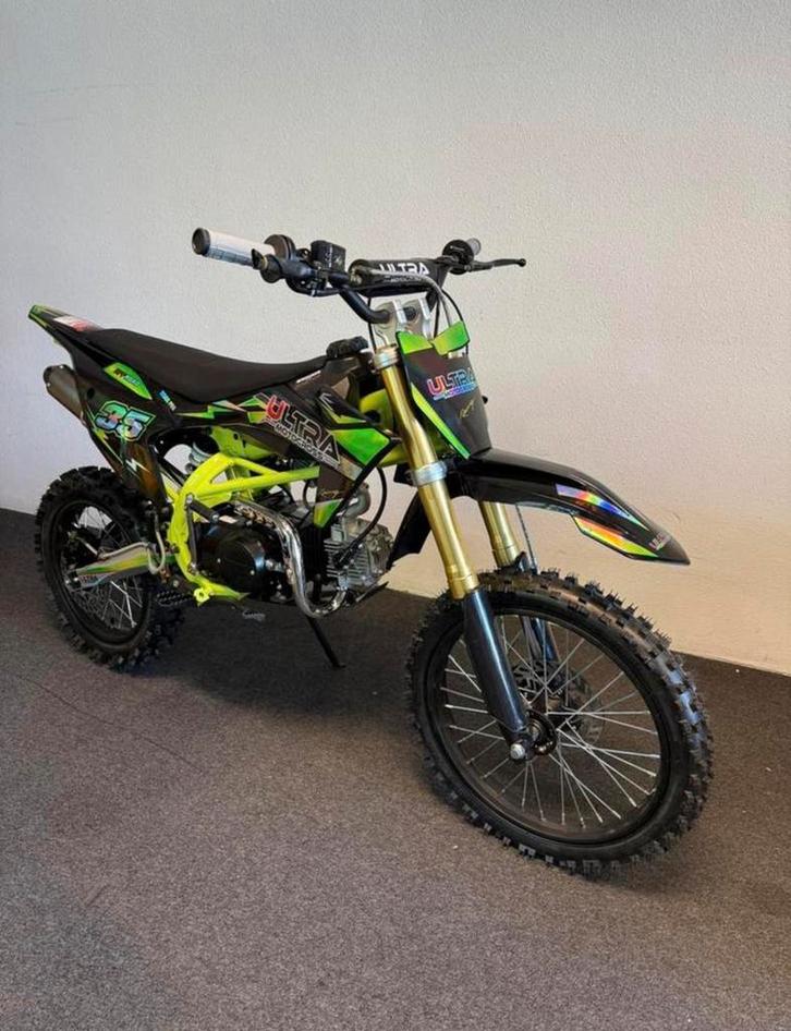 Ultra 125cc 4 takt pitbike /cross, Fietsen en Brommers, Minibikes, Midibikes en Pitbikes, Zo goed als nieuw, Pitbike, Ophalen of Verzenden
