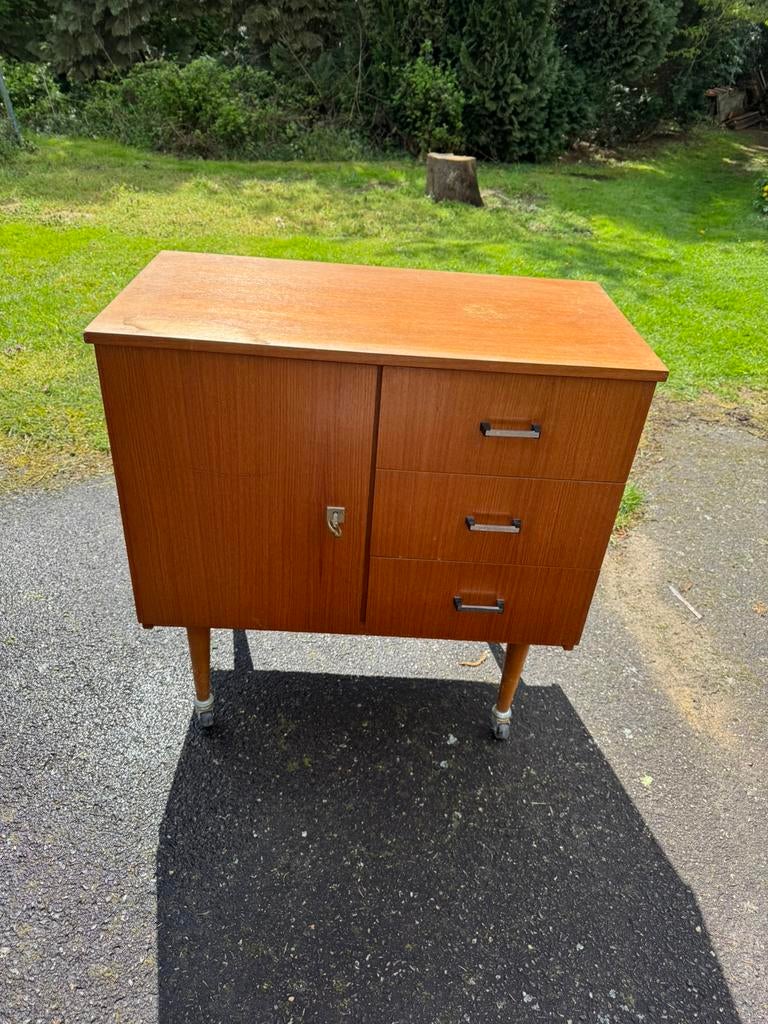 Vintage bijzetkastje, Maison & Meubles, Armoires | Casiers, Enlèvement, Utilisé