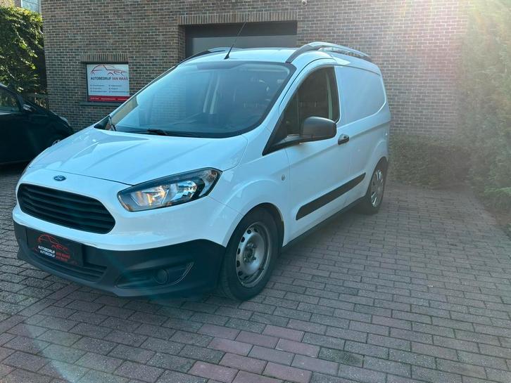 Ford Courier 1.5 diesel 2017 euro6 btw 12m Garantie, Auto's, Bestelwagens en Lichte vracht, Bedrijf, ABS, Adaptieve lichten, Airbags