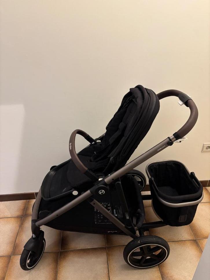 Buggy Cybex Gazelle S  zwart met accessoires, Kinderen en Baby's, Buggy's, Gebruikt, Overige merken, Regenhoes, Verstelbare rugleuning