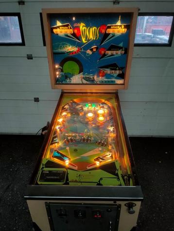 Bally Cosmos flipperkast, pinball machine disponible aux enchères