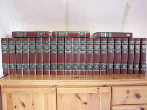 encyclopédie UNIVERSALIS en parfait état, Livres, Encyclopédies, Comme neuf, Série complète, Général, Enlèvement