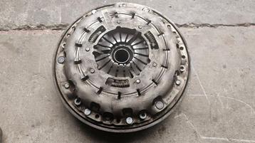 koppeling dubbel massa vliegwiel BMW 1 serie E81 E82 E87 E88 beschikbaar voor biedingen