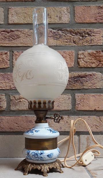 Antieke Franse bedlamp - Model Olielamp - Porselein - Brons beschikbaar voor biedingen