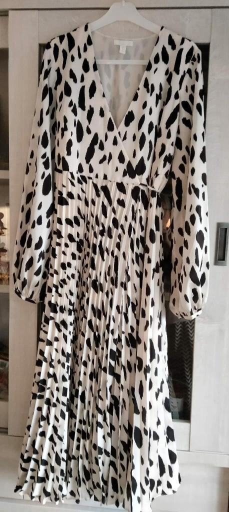 feestjurk / lange jurk maat Medium H & M, Kleding | Dames, Zwangerschapskleding, Zo goed als nieuw, Jurk, Maat 38/40 (M), Overige kleuren