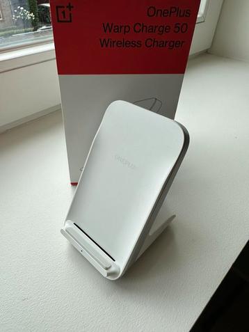 OnePlus Krachtige draafloze oplader 50w beschikbaar voor biedingen