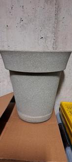 Grote bloempot 38cm hoog, Tuin en Terras, Ophalen, Gebruikt, Kunststof