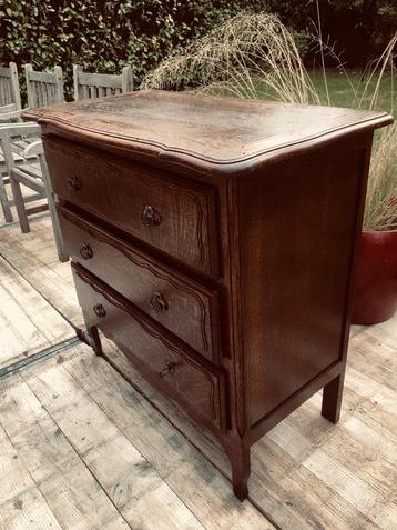 mooi antieke vol eiken kast - commode beschikbaar voor biedingen