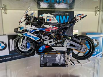 Lego BMW M1000RR disponible aux enchères