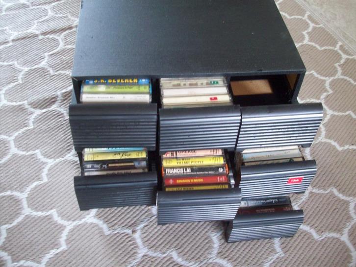 muziek cassete, Cd's en Dvd's, Cassettebandjes, Zo goed als nieuw, Accessoires, Ophalen