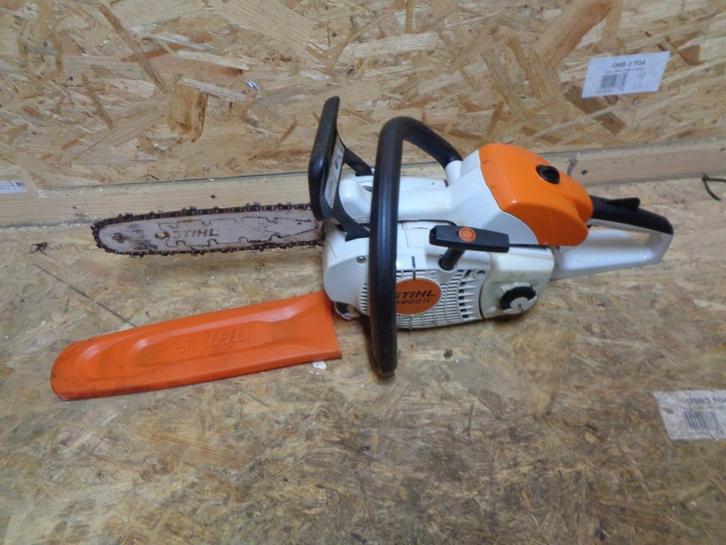 Stihl MS 201 c-m kettingzaag, Tuin en Terras, Hand-tuingereedschap, Zo goed als nieuw, Ophalen
