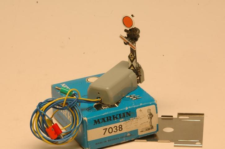 Marklin 7038, Hobby & Loisirs créatifs, Trains miniatures | HO, Comme neuf, Rails, Märklin, Analogique, Enlèvement ou Envoi