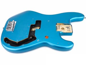 GEZ: P-bass body (Ocean Turquoise of Lake Placid Blue) beschikbaar voor biedingen